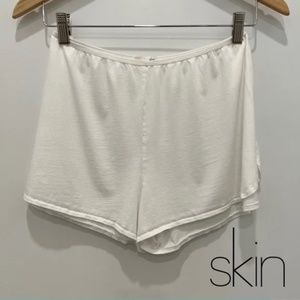 Skin Organic Cotton Sleep Shorts, Size M, in White